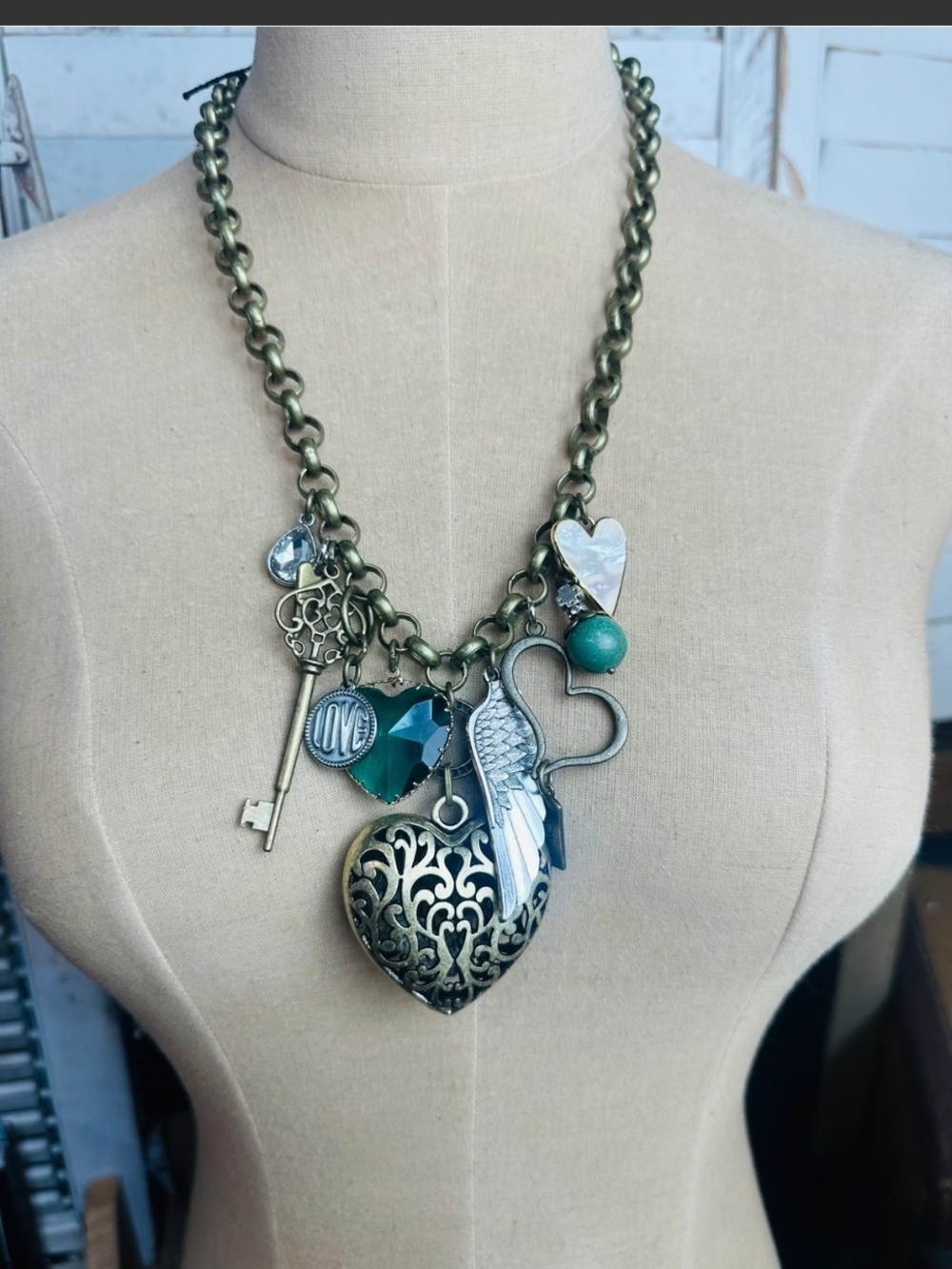 ✨PRICE DROP✨NEW Gypsy Junk Original Heart Emerald Necklace